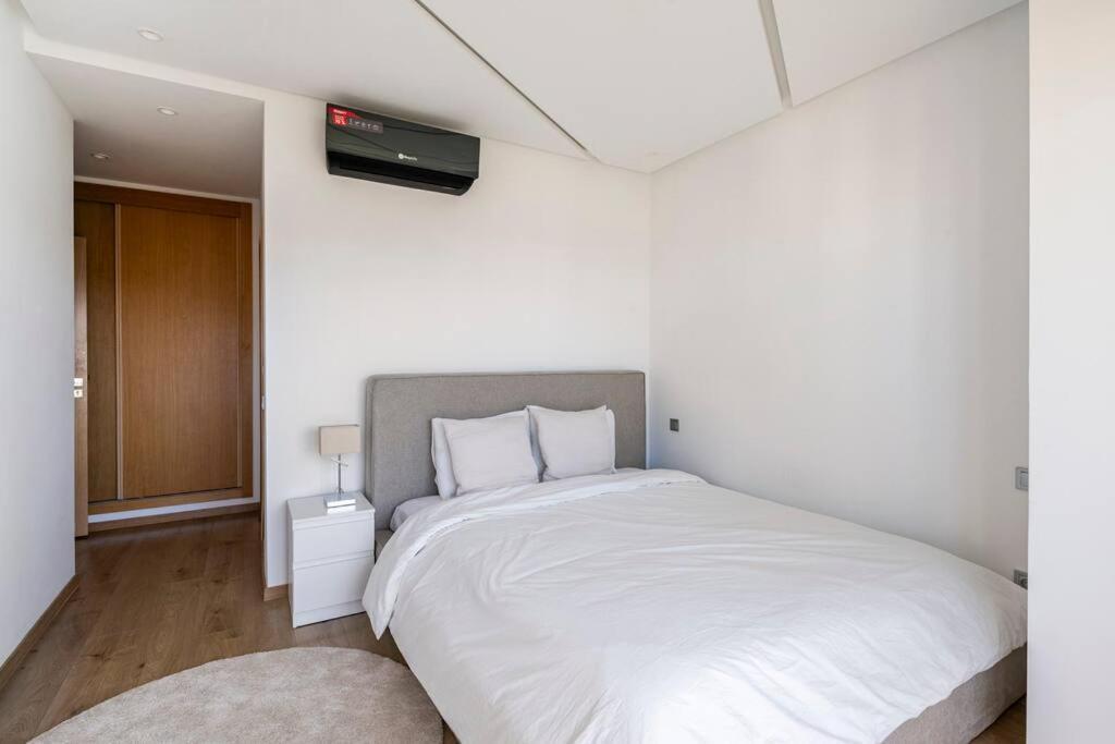 Superb & Sunny 2Br & 2Ba Apt. W/ Seaview, Malabata Tanger Buitenkant foto